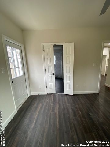 716 Florida St, San Antonio, TX 78210