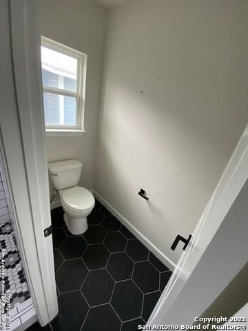 716 Florida St, San Antonio, TX 78210