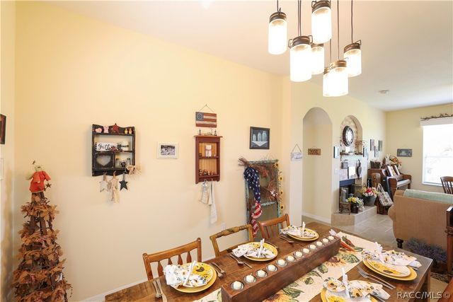 209 W Rexford Drive, Beverly Hills, FL 34465