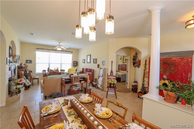 209 W Rexford Drive, Beverly Hills, FL 34465