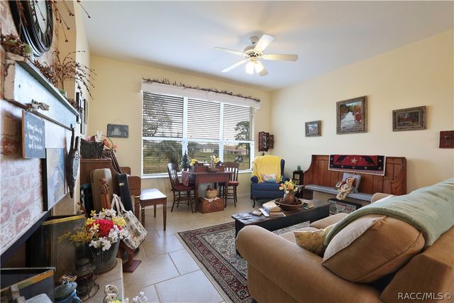 209 W Rexford Drive, Beverly Hills, FL 34465