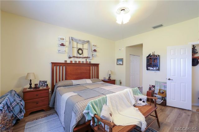 209 W Rexford Drive, Beverly Hills, FL 34465