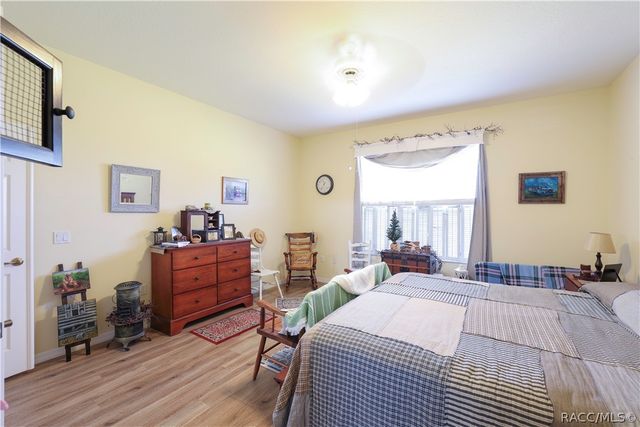 209 W Rexford Drive, Beverly Hills, FL 34465