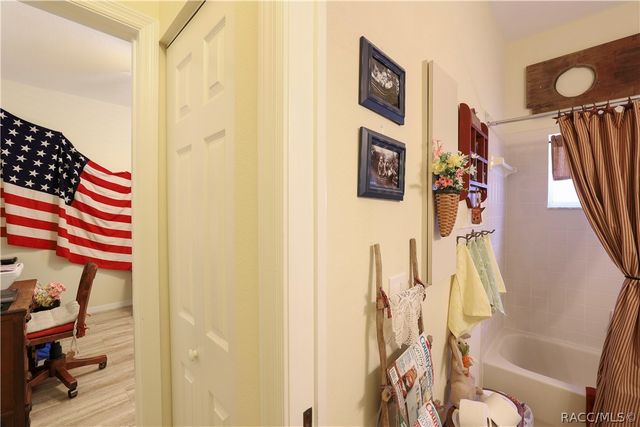 209 W Rexford Drive, Beverly Hills, FL 34465