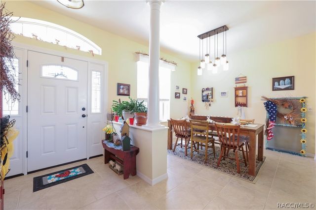 209 W Rexford Drive, Beverly Hills, FL 34465