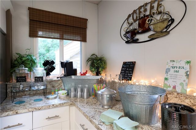 209 W Rexford Drive, Beverly Hills, FL 34465