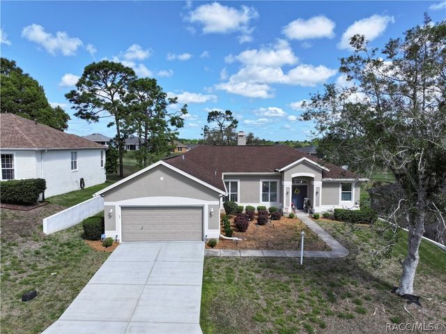 209 W Rexford Drive, Beverly Hills, FL 34465