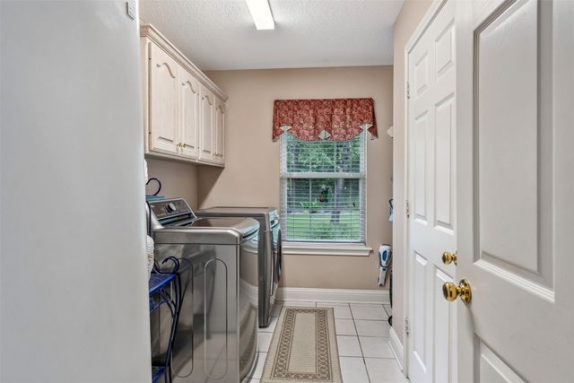 608 Green Meadow Trail, Holly Lake Ranch, TX 75765