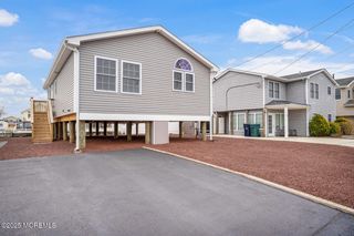 9 Lake Saint Clair Drive, Little Egg Harbor, NJ 08087