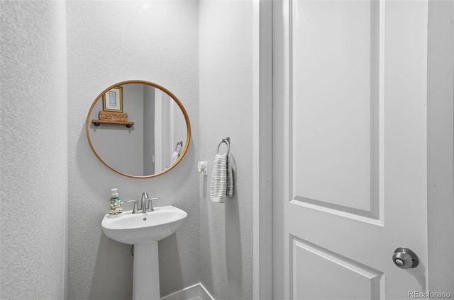 17668 Eclipse Street, Broomfield, CO 80023