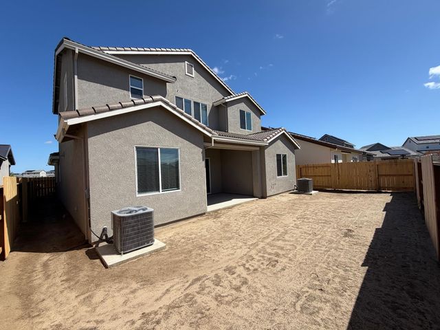 378 Tigris St, Manteca, CA 95337