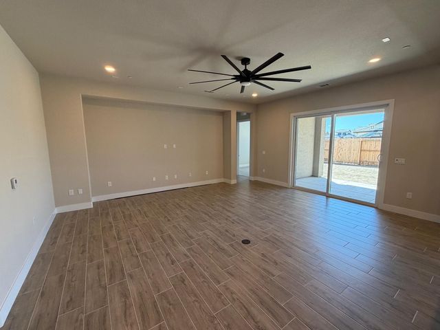 378 Tigris St, Manteca, CA 95337