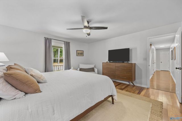 102 Emerald Drive, Harvest, AL 35749