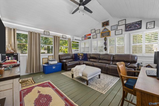 102 Emerald Drive, Harvest, AL 35749