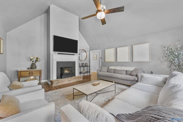 102 Emerald Drive, Harvest, AL 35749
