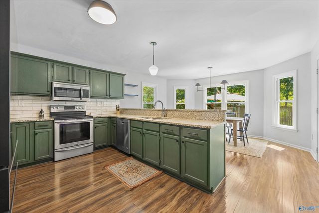 102 Emerald Drive, Harvest, AL 35749