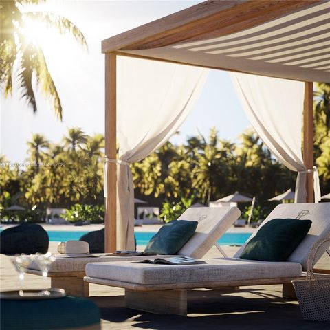 2411 Laguna Circle PH 3201, North Miami, FL 33181