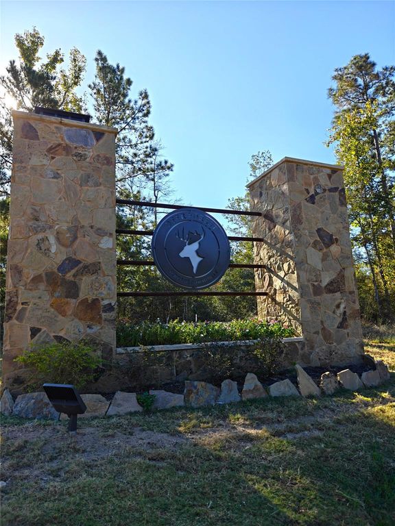 357 Iron Horse Road, New Waverly, TX 77358