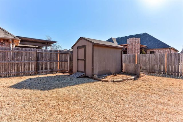 8516 NW 111th Street, Oklahoma City, OK 73162