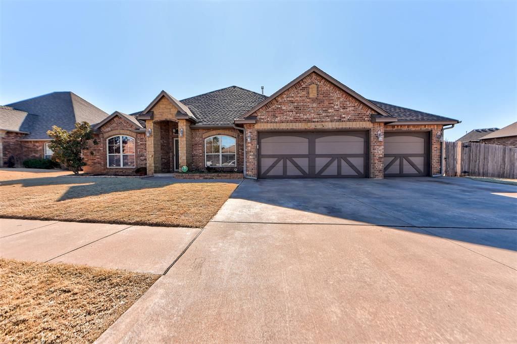 8516 NW 111th Street, Oklahoma City, OK 73162