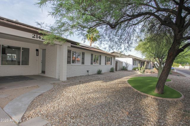 2142 W KERRY Lane, Phoenix, AZ 85027