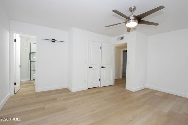 2142 W KERRY Lane, Phoenix, AZ 85027