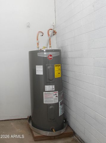 2142 W KERRY Lane, Phoenix, AZ 85027