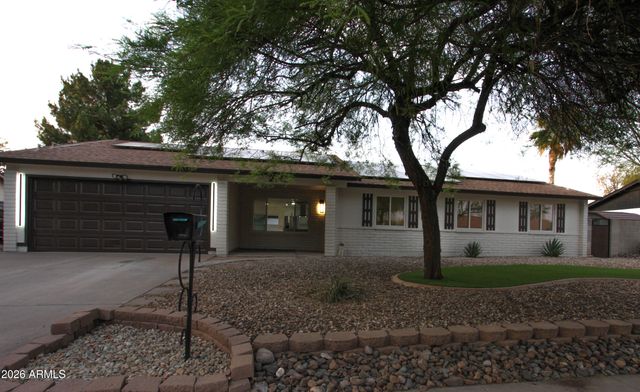 2142 W KERRY Lane, Phoenix, AZ 85027