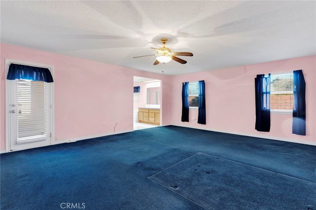 16460 Malahat Road, Apple Valley, CA 92307