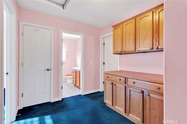 16460 Malahat Road, Apple Valley, CA 92307