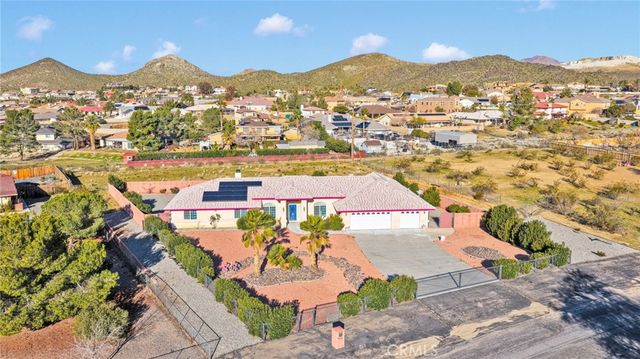 16460 Malahat Road, Apple Valley, CA 92307