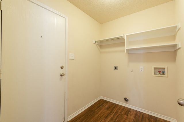 201 Whitestone Way, Weatherford, TX 76085