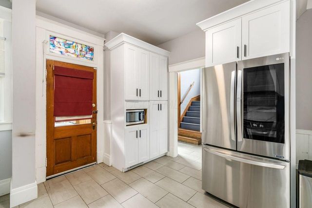 797 N Nelson Road, Columbus, OH 43219