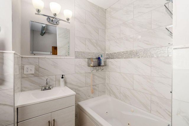 797 N Nelson Road, Columbus, OH 43219