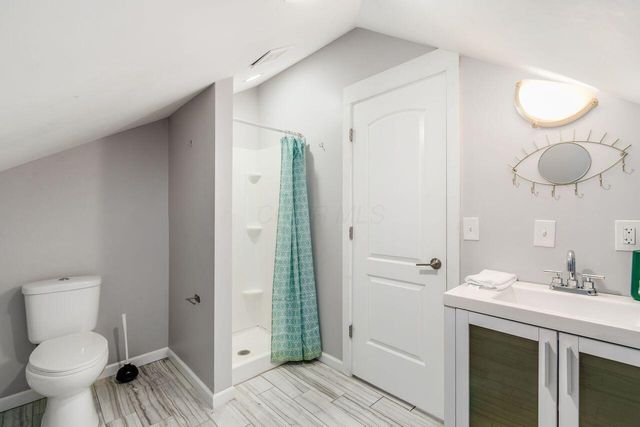 797 N Nelson Road, Columbus, OH 43219