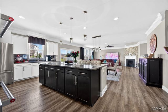 2648 Preston Woods Trail, Lake St Louis, MO 63367