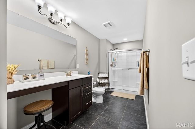 2648 Preston Woods Trail, Lake St Louis, MO 63367