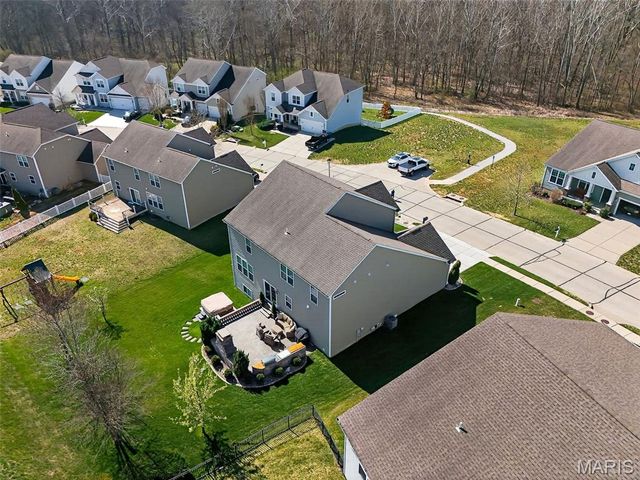 2648 Preston Woods Trail, Lake St Louis, MO 63367