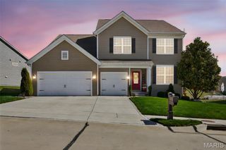 2648 Preston Woods Trail, Lake St Louis, MO 63367