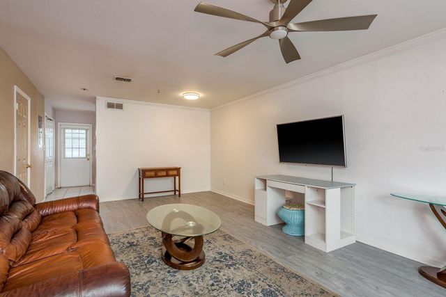 37236 EMBASSY PARK LANE 1, Dade City, FL 33525