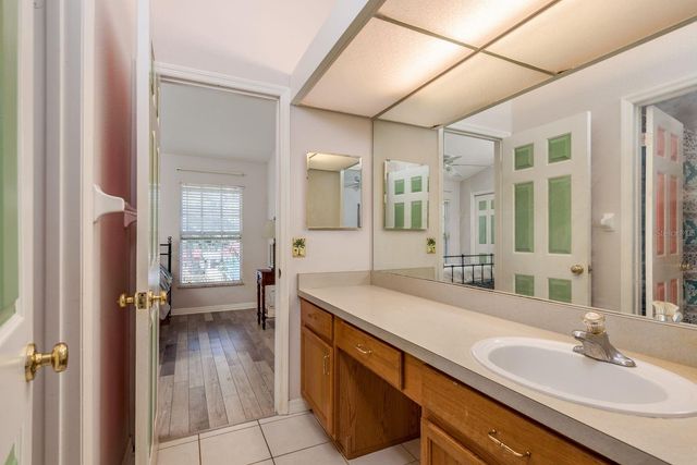 37236 EMBASSY PARK LANE 1, Dade City, FL 33525