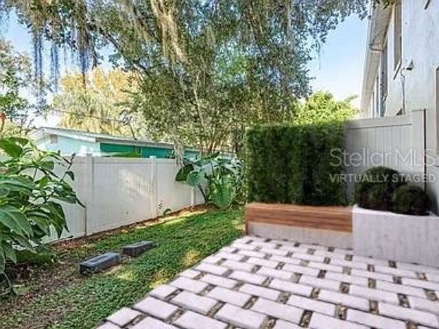 37236 EMBASSY PARK LANE 1, Dade City, FL 33525