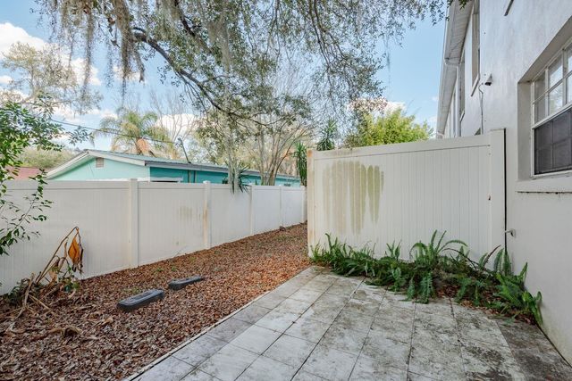 37236 EMBASSY PARK LANE 1, Dade City, FL 33525