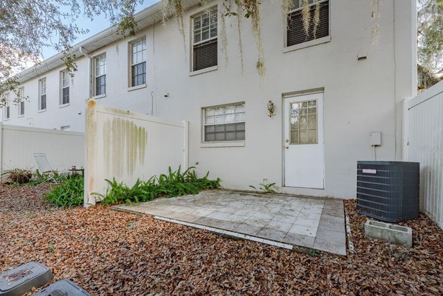 37236 EMBASSY PARK LANE 1, Dade City, FL 33525