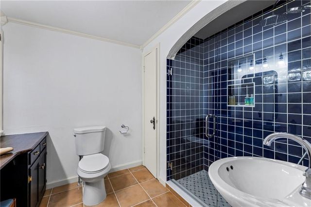 459 E 79th Terrace, Kansas City, MO 64131