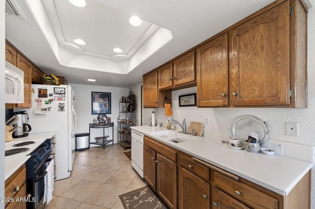 376 LEISURE WORLD --, Mesa, AZ 85206