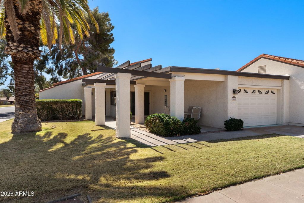 376 LEISURE WORLD --, Mesa, AZ 85206