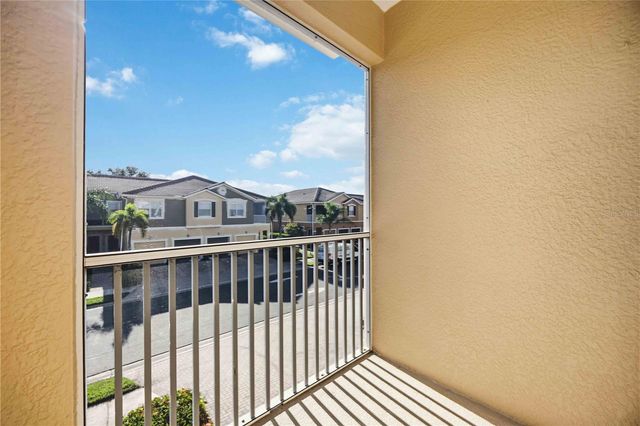 7927 LIMESTONE LANE 13-203, Sarasota, FL 34233