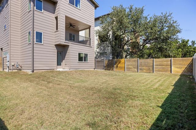 5315 La Crosse Ave 18, Austin, TX 78739
