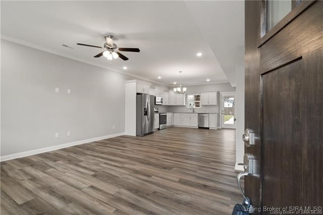 1617 King Street, New Albany, IN 47150